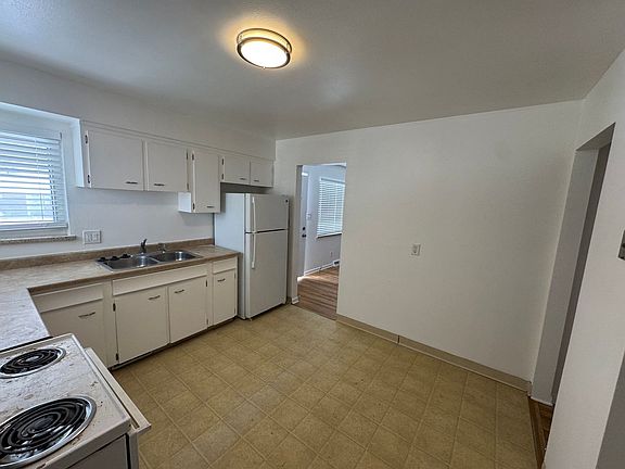 5th image of 415-417 S Owens St #415