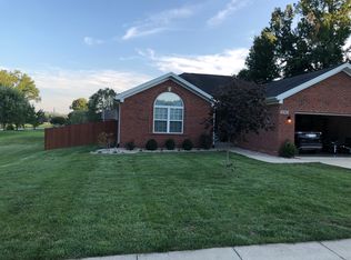 2301 Eagle Ridge Ct, New Albany, IN 47150