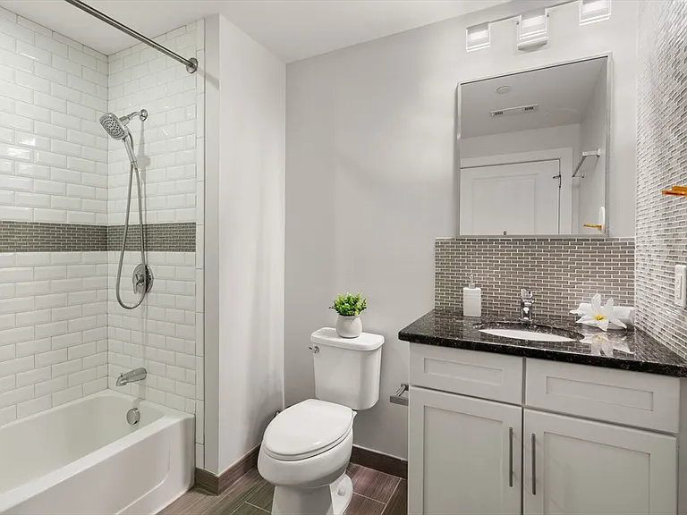 1501 Commonwealth Ave #304 — Photo 12