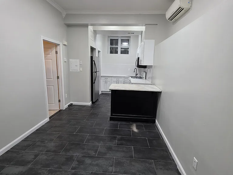 Serrell Ave — Photo 28