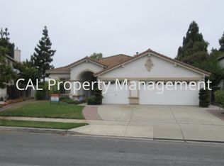 30 Whitman Cir, Salinas, CA 93906