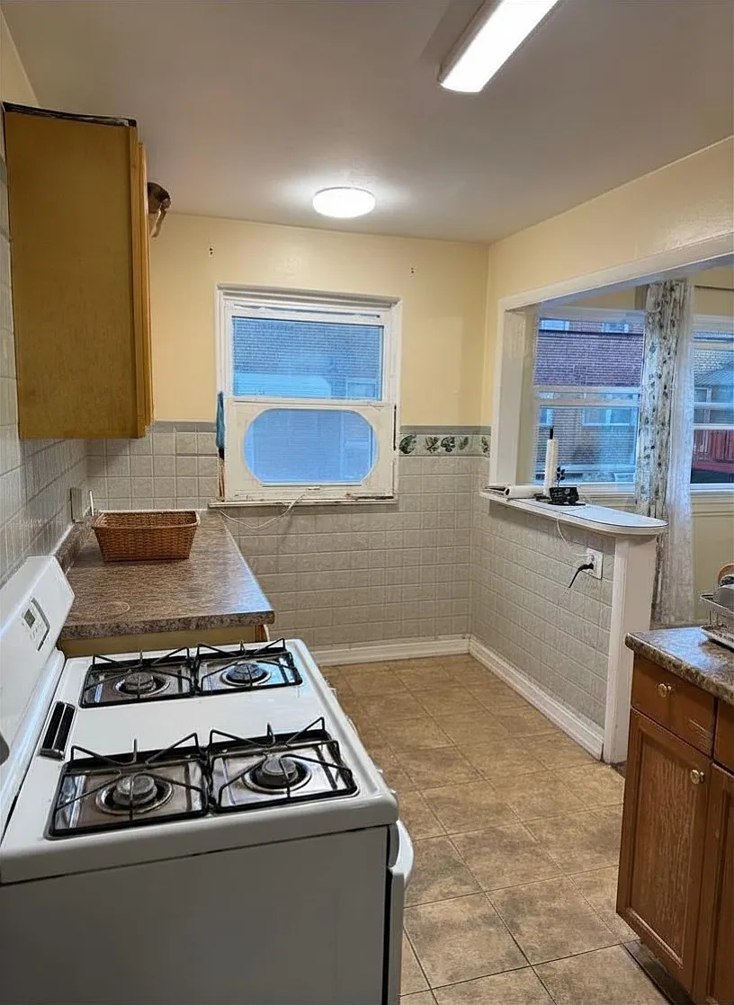 3 bed, 1.5 bath, 1138 sqft, $1,800 — Photo 4