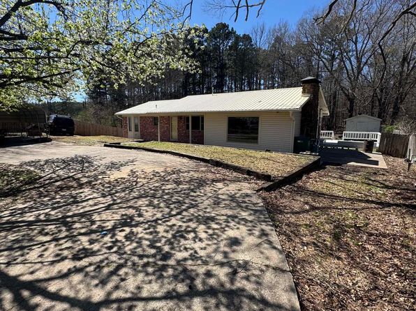 5009 W Hensley Rd, Hensley, AR 72065