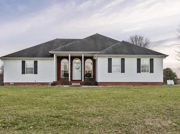 570 Sierra Cir, Stanford, KY 40484