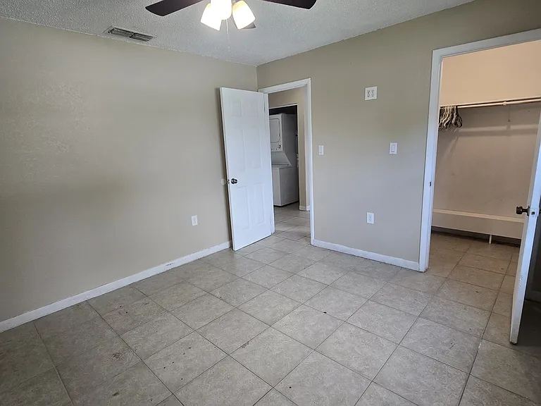 1101 Skyview Blvd #1 — Photo 13