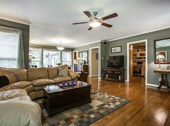 5th image of 2225 Stevens Wood Ln