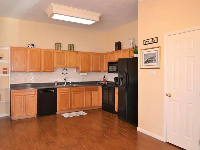 2710 Grants Lake Blvd #J10 — Photo 9