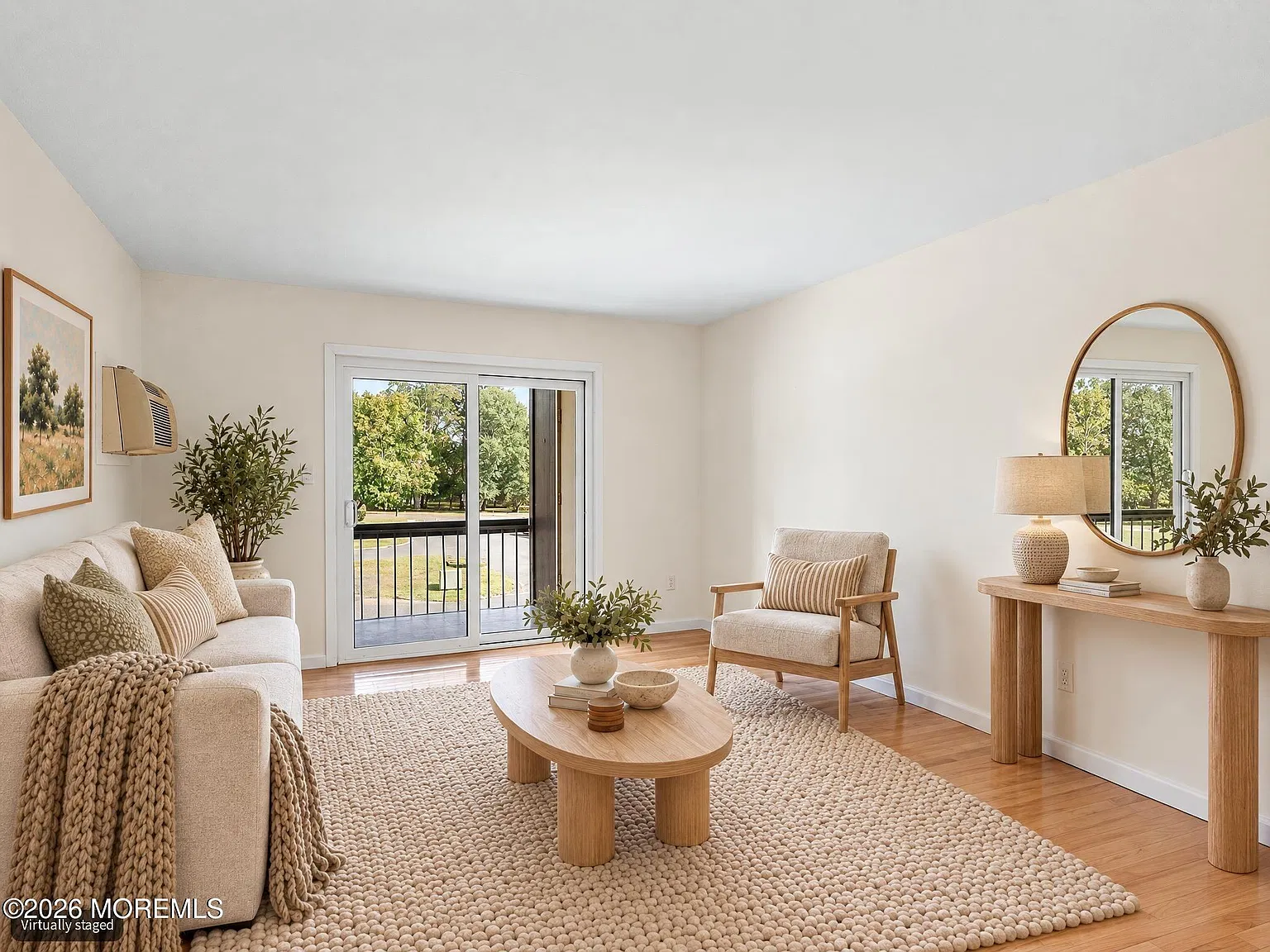 2 bed, 978 sqft, $2,450 — Photo 4