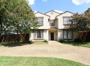 3224 Lovers Ln, Dallas, TX 75225