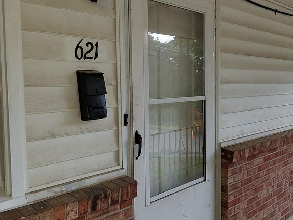 5th image of 621 Wooding Ave