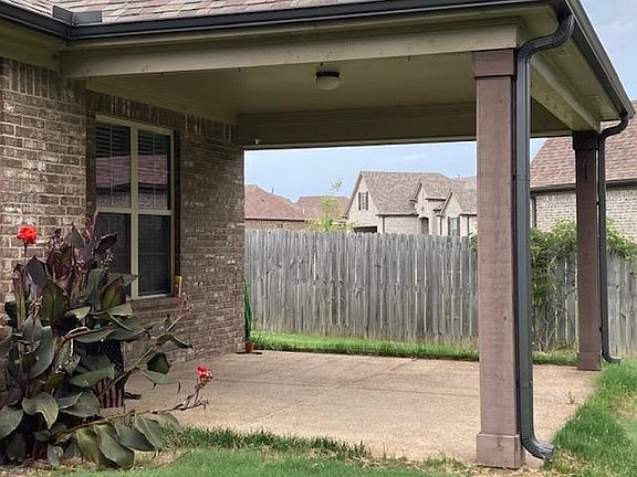 4th image of 4864 Gertrude Dr