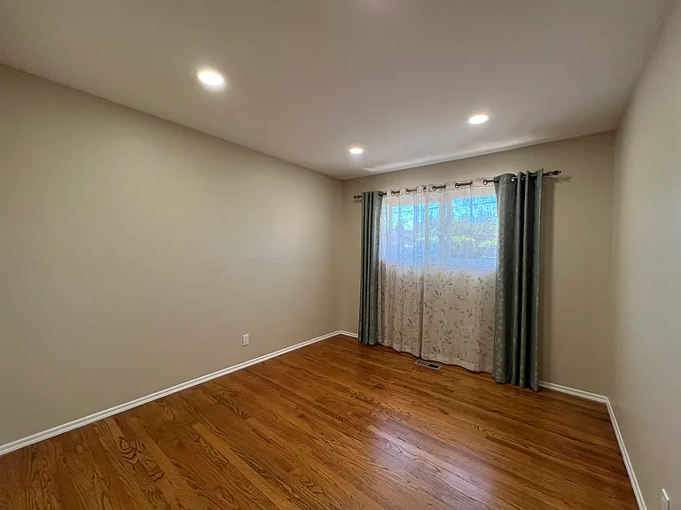 1159 Runnymede Dr — Photo 27
