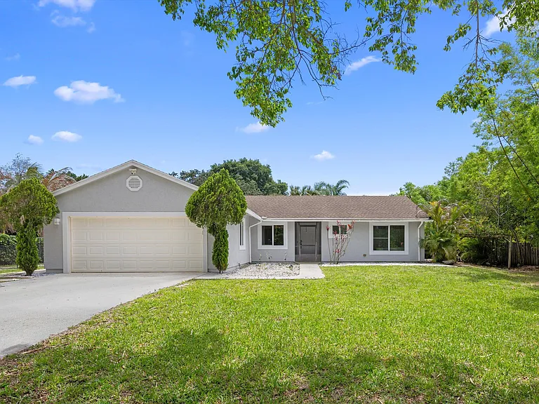 14122 Citrus Dr — Photo 2