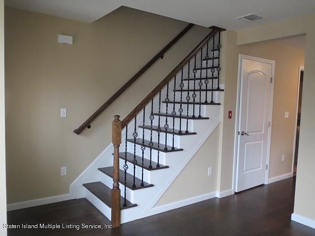 2nd image of 134 Bard Ave