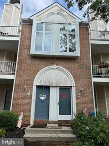 27 Natalie Ct, Levittown, PA, 19057