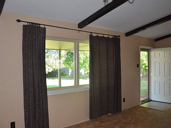 Living area2