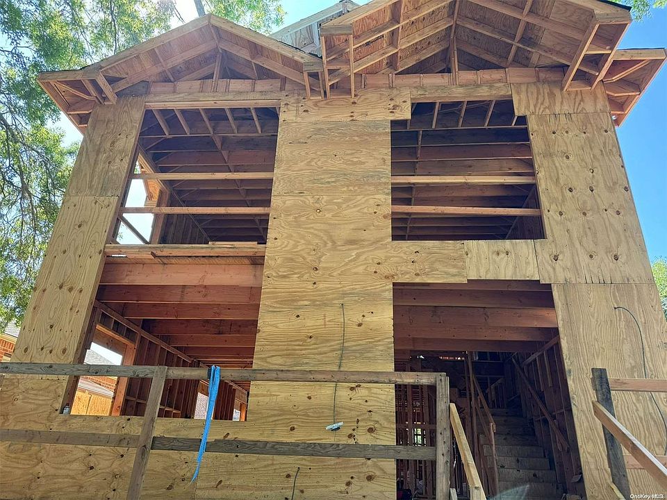 1st image of 151-44 28th Avenue