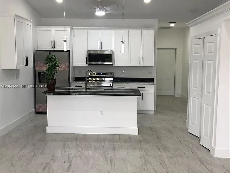 4568 Golfview Blvd #1 — Photo 6
