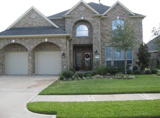 18019 Billabong Crescent Ct, Cypress, TX 77429