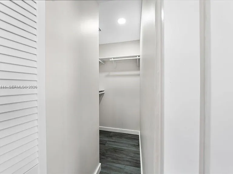 7705 SW 66th St — Photo 52