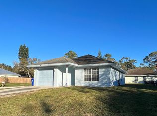 8920 22nd St, Vero Beach, FL 32966