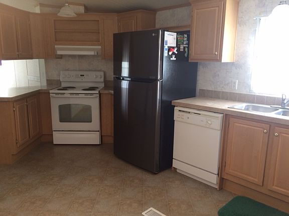 3rd image of 263 Chicken Hawk Dr