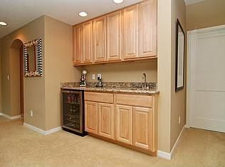 11316 Entrevaux Dr, Eden Prairie, MN 55347