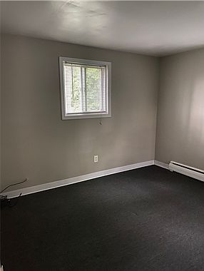 5th image of 4822 Hyde Park Blvd #94c08f6cb