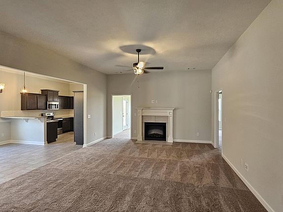 3rd image of 3119 Easton Drive
