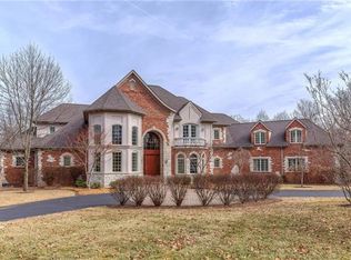 8 Twin Springs Ln, Saint Louis, MO
