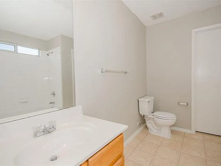 2152 Royal Acres Trl — Photo 21