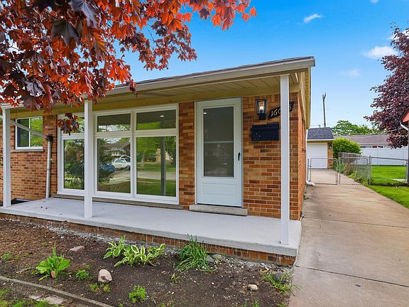 5th image of 16608 Windermere Cir