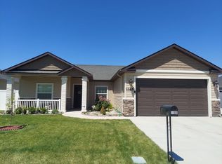 1165 River Oaks St, Twin Falls, ID 83301
