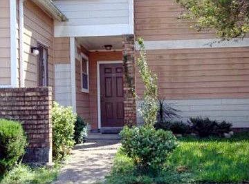 2nd image of 2425 Oxford Pl APT 174