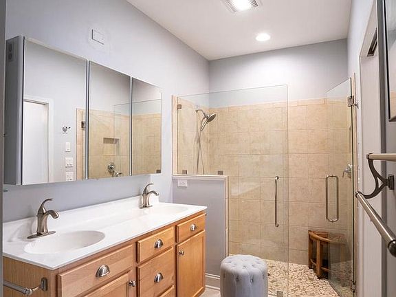 5th image of 109 Settlers Way
