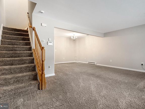 2nd image of 10121 Saint George Cir