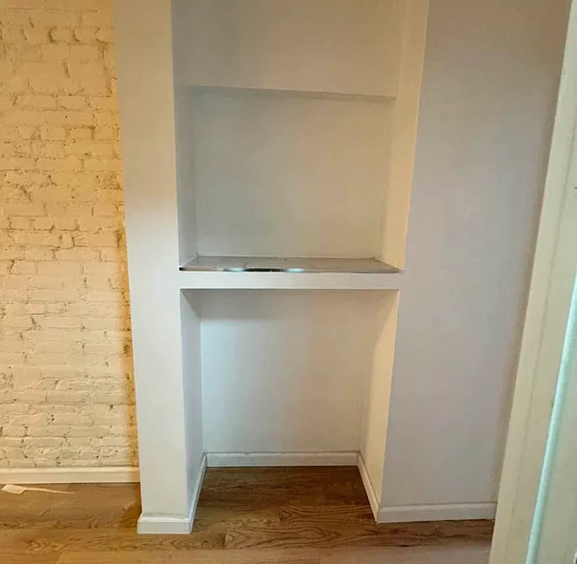 144 Wythe Avenue — Photo 4