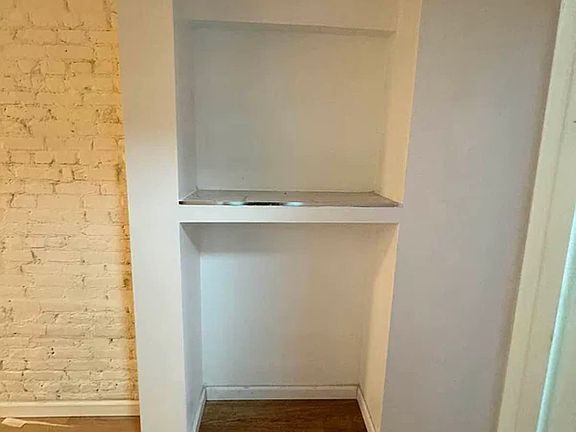 4th image of 144 Wythe Ave APT 3L