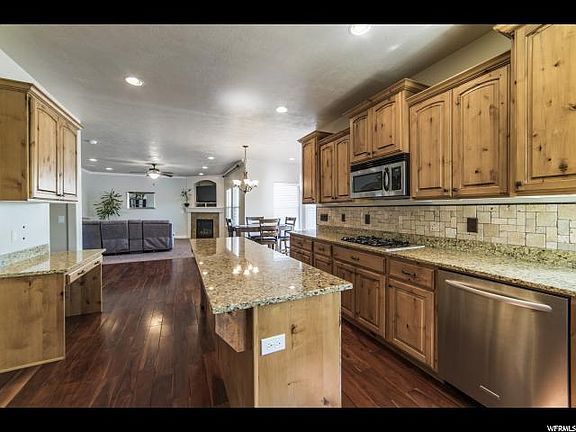 5th image of 1386 S Sage Bloom Way