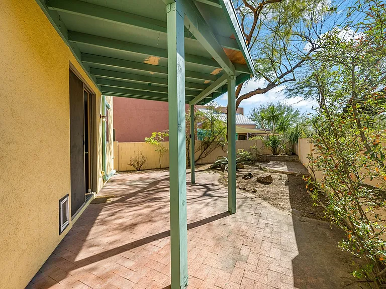 953 W Calle Carasol — Photo 37