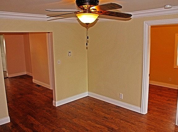 4th image of 3126 S 53rd Ave