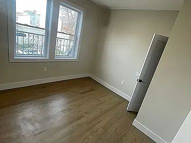 1st image of 490 Rahway Ave #C5b
