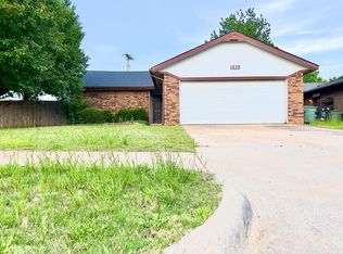 1220 N Blackwelder Ave, Edmond, OK 73034