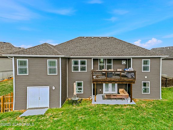 2nd image of 3610 Yellowwood Dr