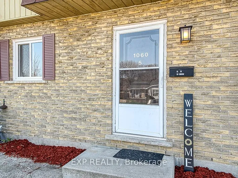 1060 Canfield Cres #5 — Photo 3