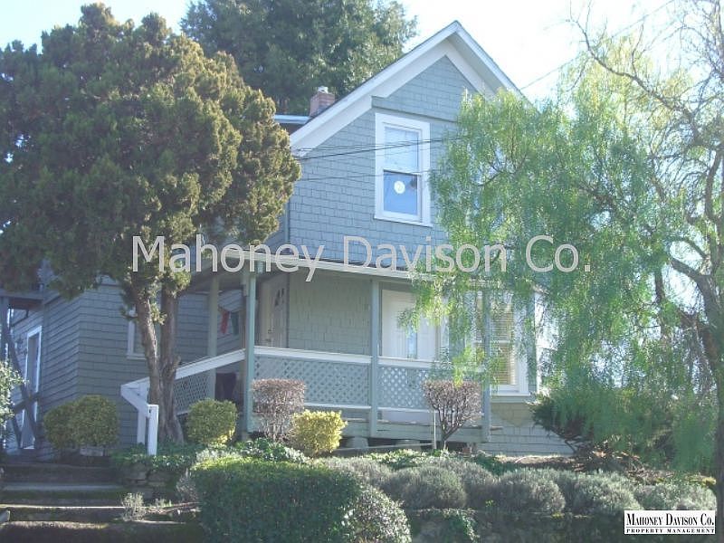 1st image of 15 Stanley St #B