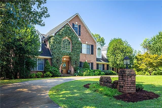 1st image of 108 River Hills Way
