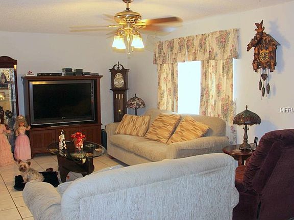 4th image of 836 Raven Ave