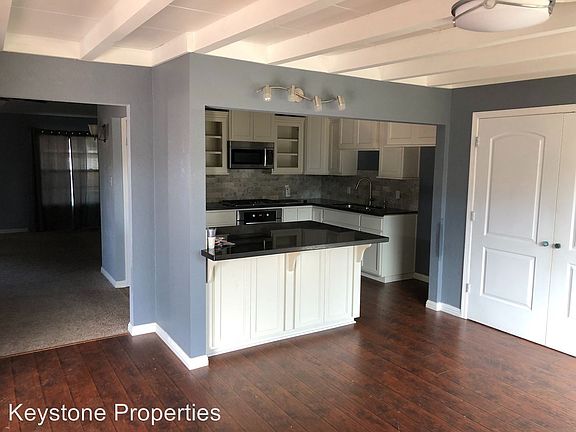 5th image of 1511 2nd St #B