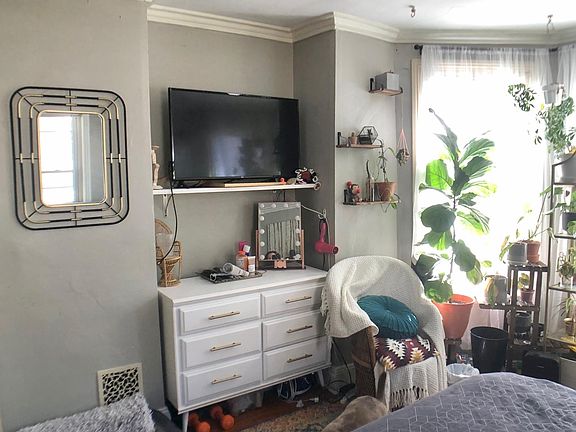 2nd image of 4932 Rubicam St Floor 2
